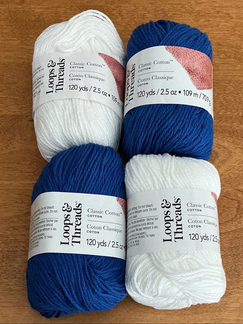 Loops & Threads Classic Cotton Yarn - White & Royal Blue